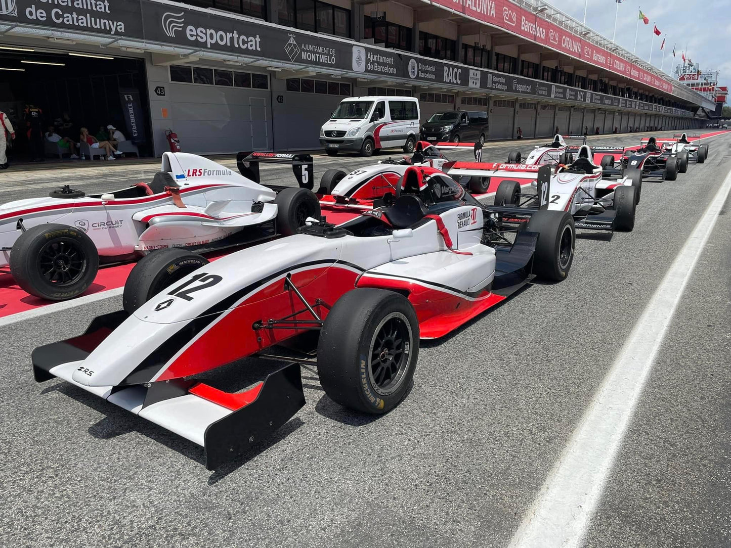 Piloter la Formule Renault Mercury Silver sur le Circuit de Barcelona-Catalunya en Espagne