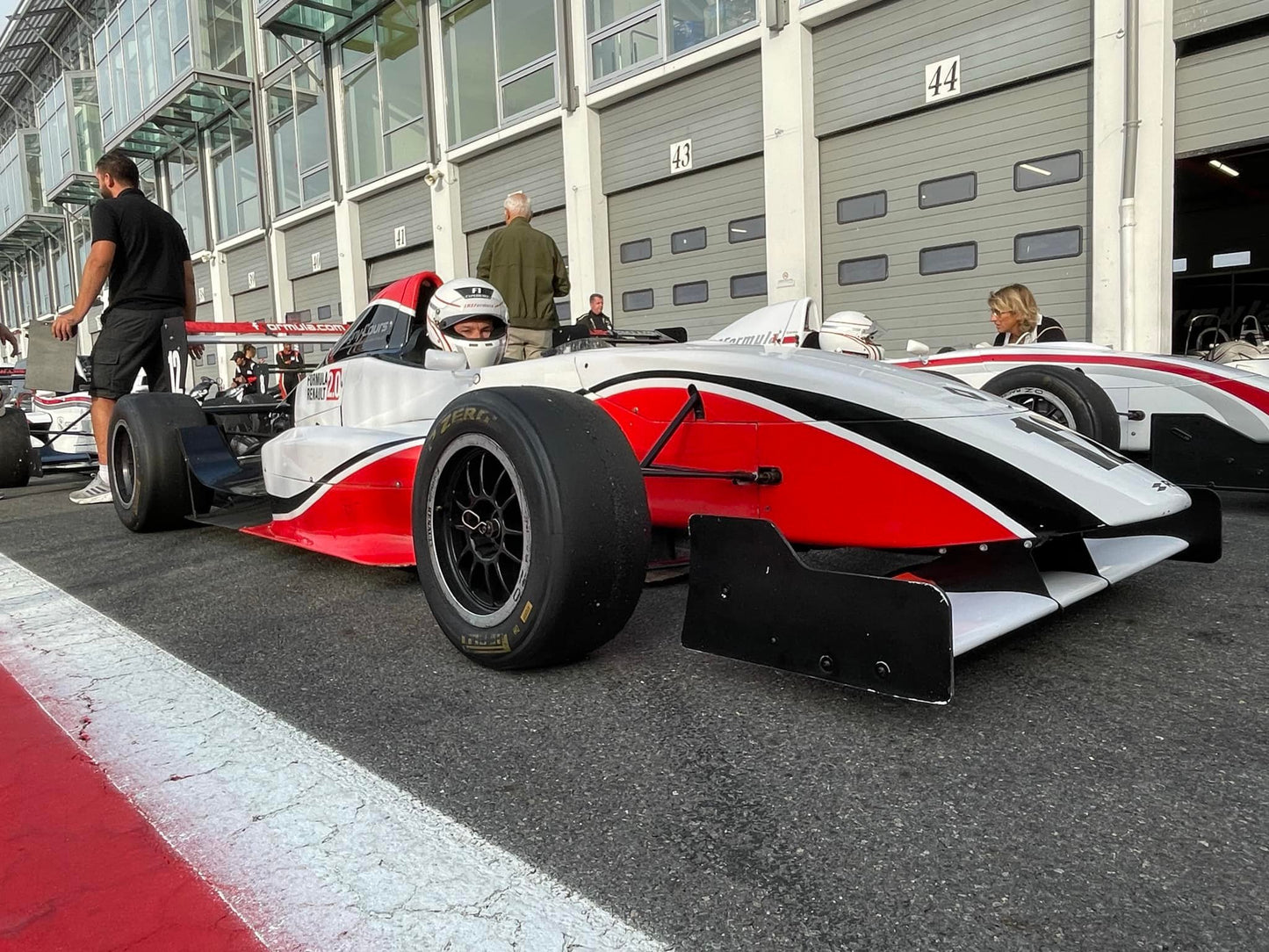 Stage de pilotage Formule Renault I Circuit Grand Prix de Nevers/Magny-Cours (58)