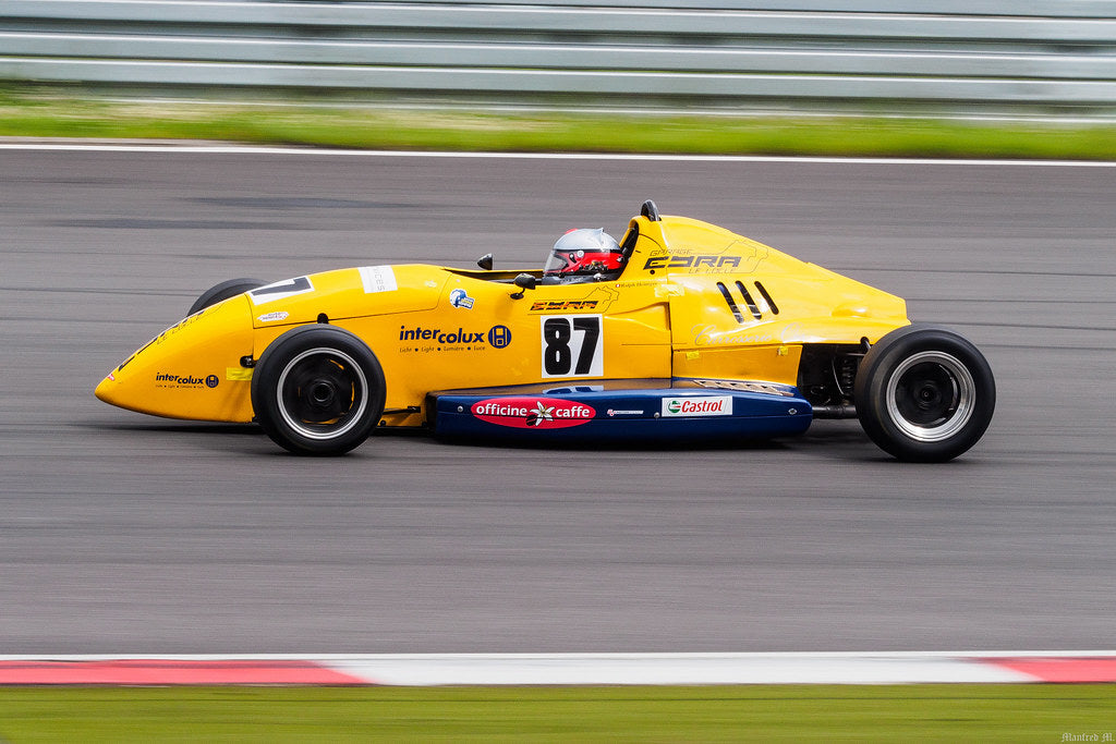 Drive a Formula Ford in Racing School I Circuit du Var (83)