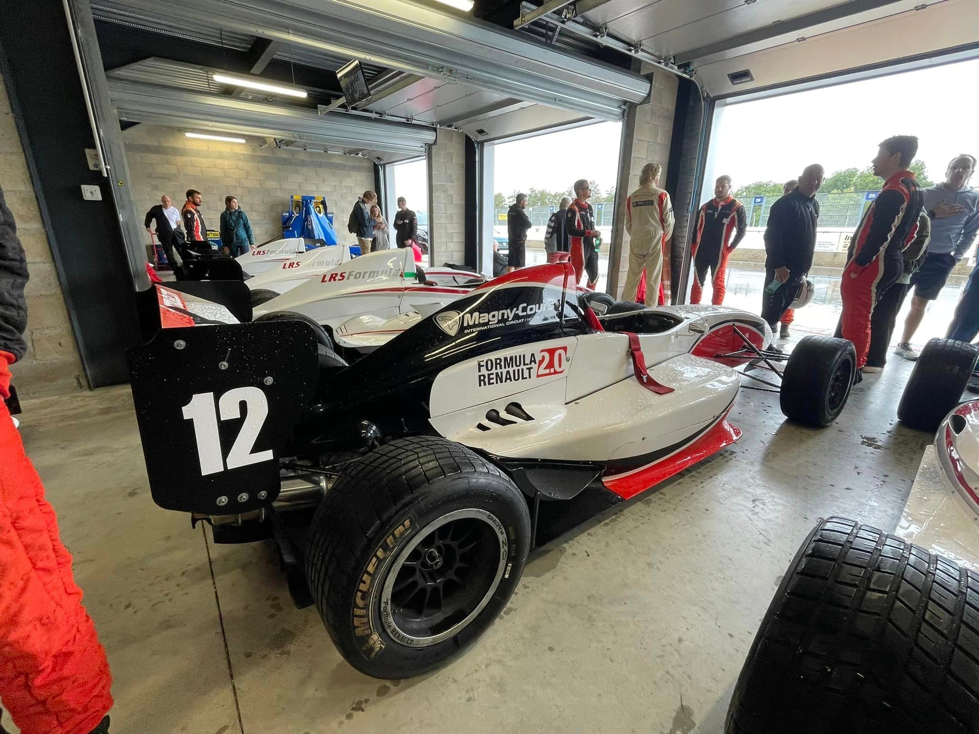 Stage de pilotage en Formule Renault avec Mercury Silver sur le Circuit de Dijon-Prenois