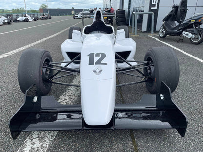 Roulez en Formule Renault 2.0 lors d'un stage de pilotage monoplace sur le Circuit de Nevers Magny-Cours avec Mercury Silver